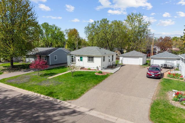 5237 Jersey Avenue N, Crystal, MN 55428