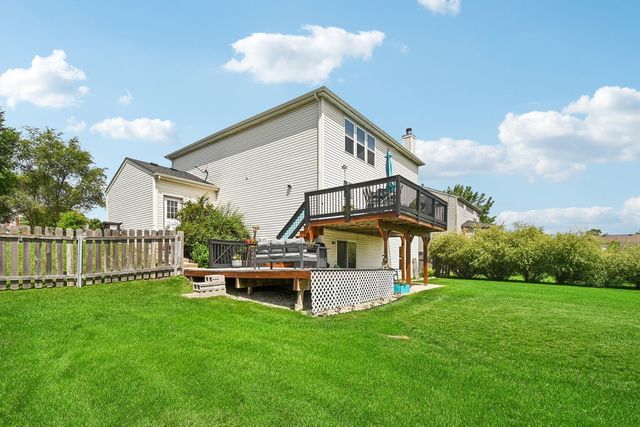 1922 Hemlock Drive, Mchenry, IL 60050