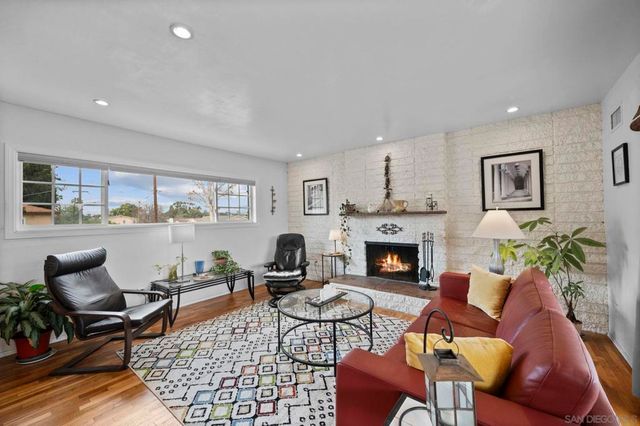 8129 Brock Ct, Lemon Grove, CA 91945