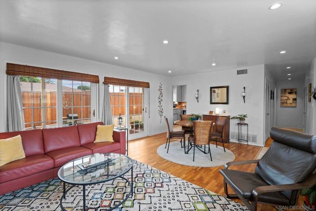 8129 Brock Ct, Lemon Grove, CA 91945