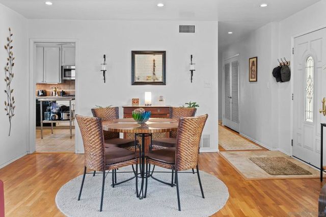 8129 Brock Ct, Lemon Grove, CA 91945