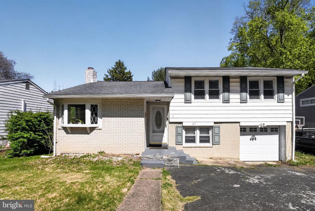 311 LIMEKILN PIKE, Glenside, PA 19038
