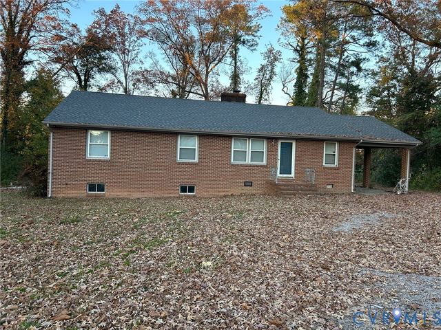 18722 Carson Rd, Dinwiddie, VA 23841