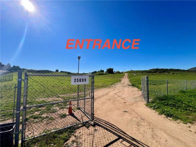 25099 Bundy Canyon, Menifee, CA 92584