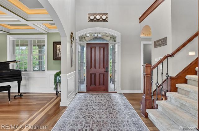 10709 Stoney Point Drive, South Lyon, MI 48178