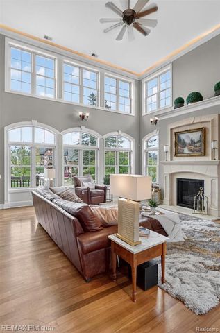 10709 Stoney Point Drive, South Lyon, MI 48178