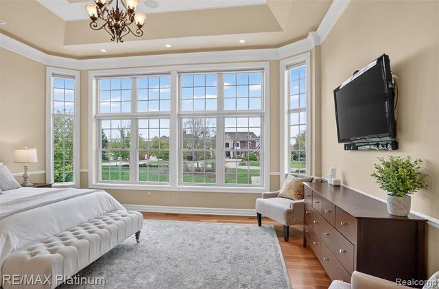 10709 Stoney Point Drive, South Lyon, MI 48178
