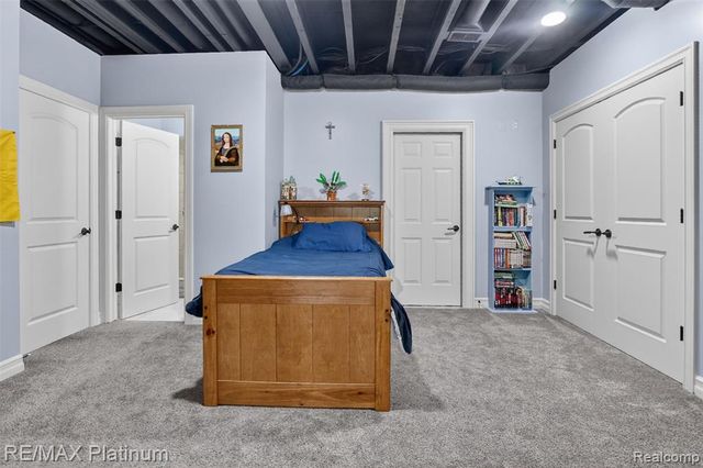 10709 Stoney Point Drive, South Lyon, MI 48178