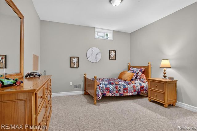10709 Stoney Point Drive, South Lyon, MI 48178