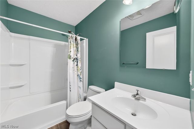 5677 Burlington Drive, Chippewa Lake, OH 44215