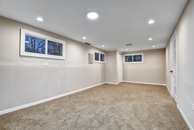 335 Farragut Street, Park Forest, IL 60466