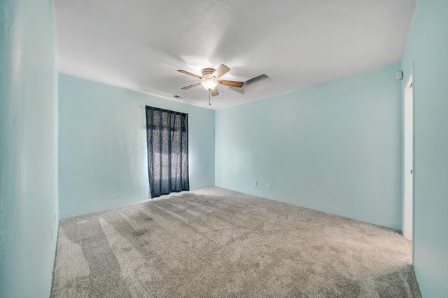 905 Roble Ave, Modesto, CA 95354