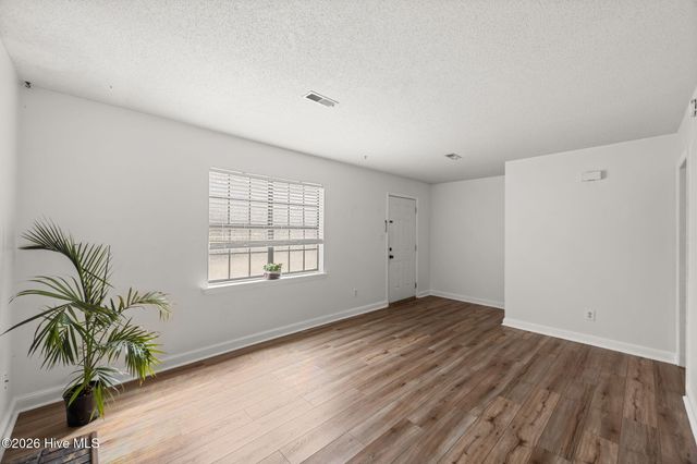 40 Donnell Avenue, Havelock, NC 28532