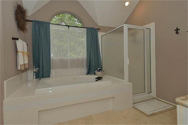 118 Wisteria Walk Circle, The Woodlands, TX 77381
