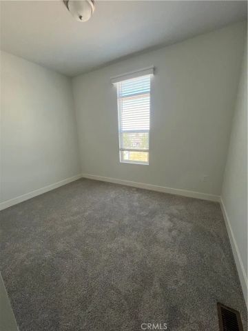 3444 Center 13, Riverside, CA 92501