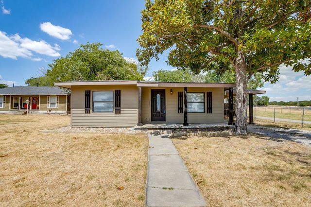 913 Jameson Street, Weatherford, TX 76086