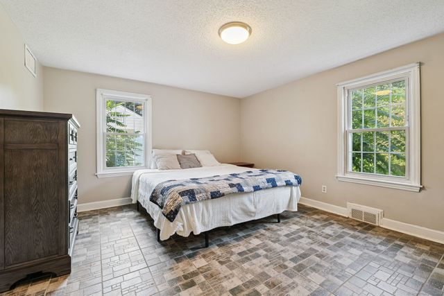 79 Baldwin Road, Manchester, CT 06042