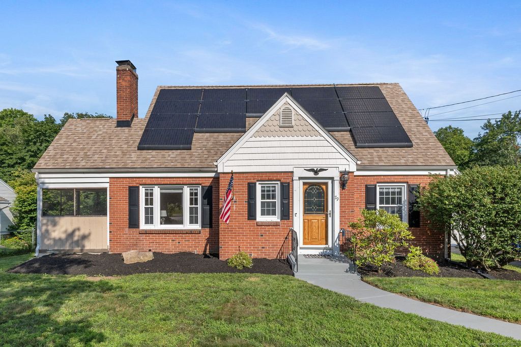 79 Baldwin Road, Manchester, CT 06042