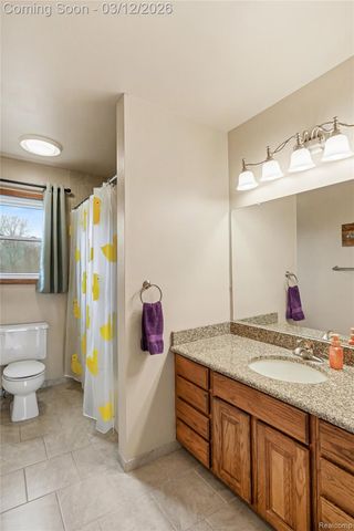 453 N Hughes Road, Oceola Township, MI 48843