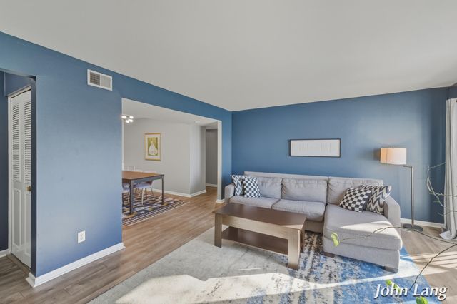 2759 Leonard Street Nw B 10, City Of Grand Rapids, MI 49504