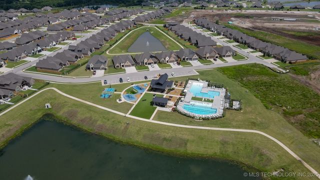 14804 E 77th Place North, Owasso, OK 74055