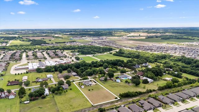 545 Mustang Court, Lavon, TX 75166