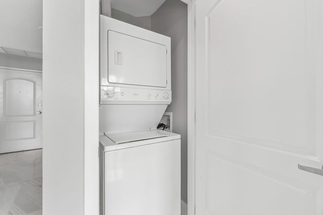 801 S Olive Avenue 702, West Palm Beach, FL 33401