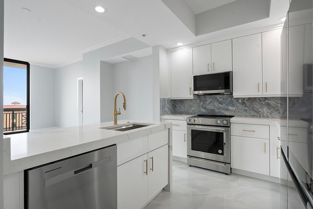 801 S Olive Avenue 702, West Palm Beach, FL 33401