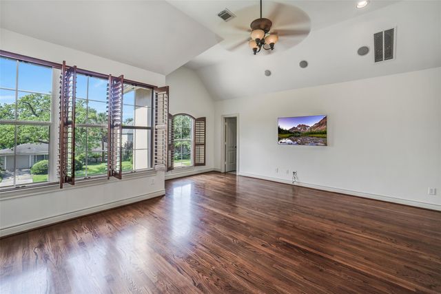 4911 Imperial Street, Bellaire, TX 77401