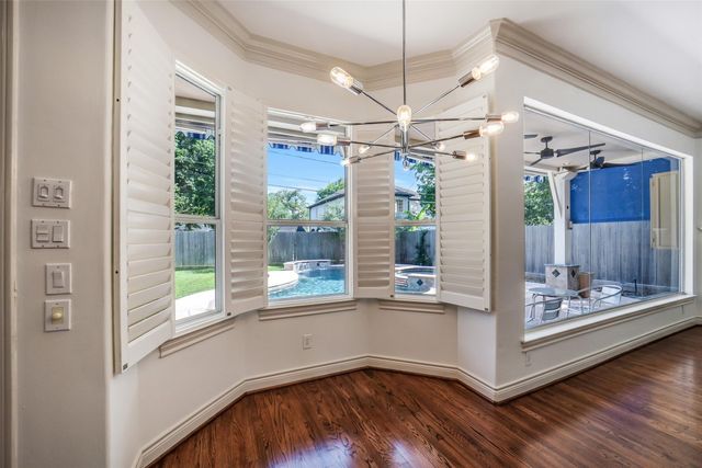 4911 Imperial Street, Bellaire, TX 77401