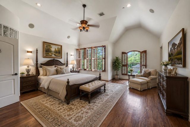 4911 Imperial Street, Bellaire, TX 77401