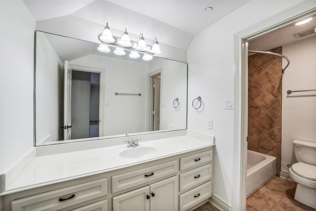 4911 Imperial Street, Bellaire, TX 77401