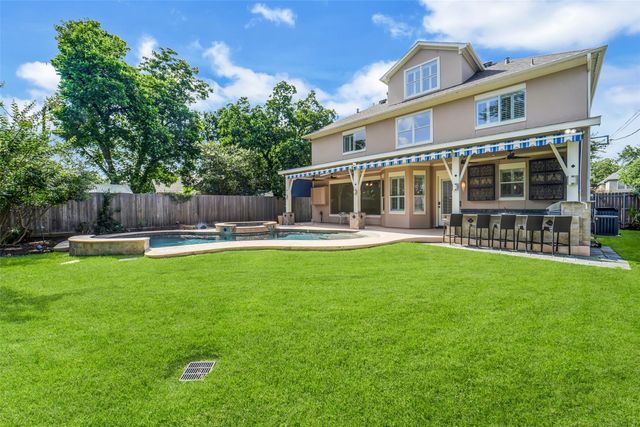 4911 Imperial Street, Bellaire, TX 77401