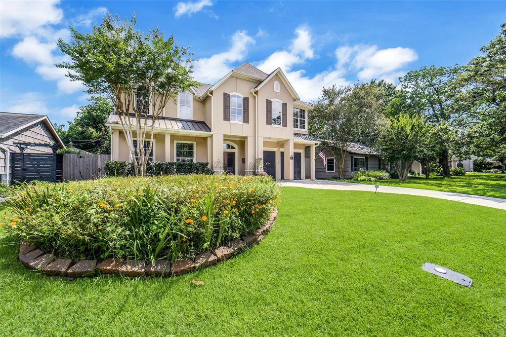 4911 Imperial Street, Bellaire, TX 77401