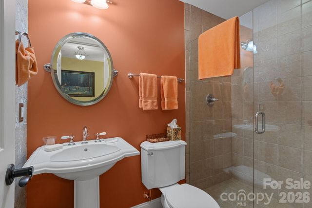 100 Crestgrove Drive, Flat Rock, NC 28731