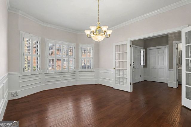 5427 Trentham Drive, Atlanta, GA 30338