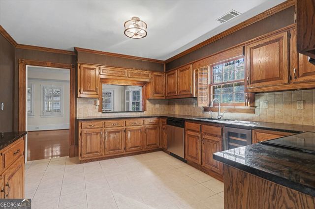 5427 Trentham Drive, Atlanta, GA 30338