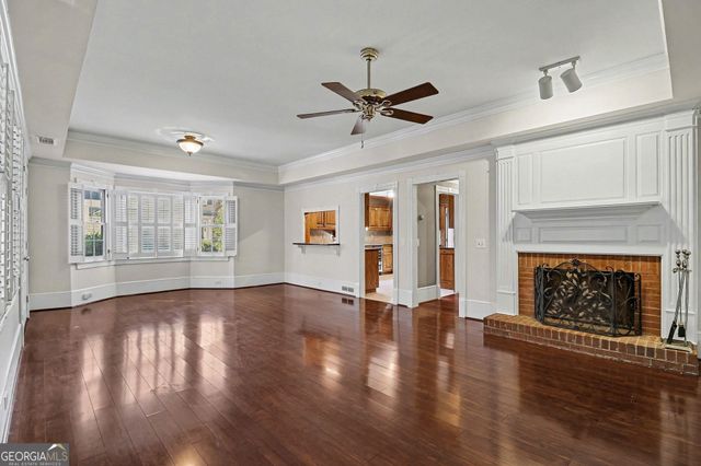 5427 Trentham Drive, Atlanta, GA 30338