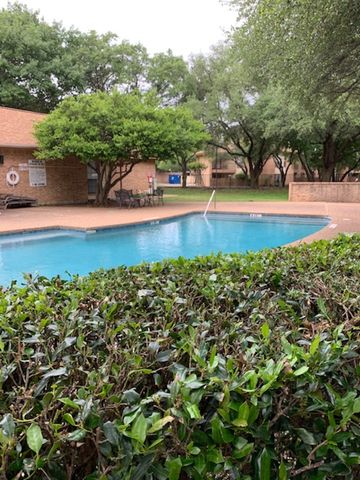 16301 Ledgemont Lane 101, Addison, TX 75001