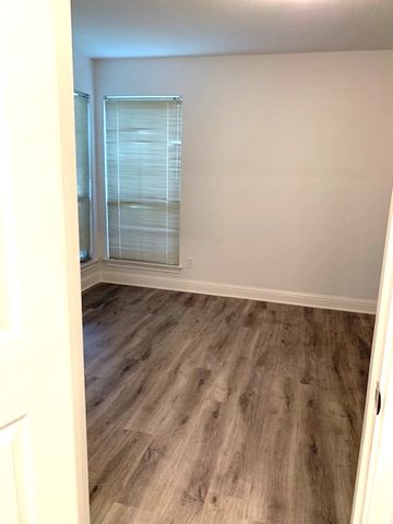 16301 Ledgemont Lane 101, Addison, TX 75001