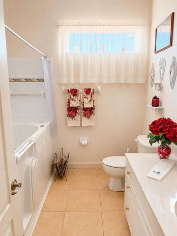 5508 Silver Oak Drive, Fort Pierce, FL 34982