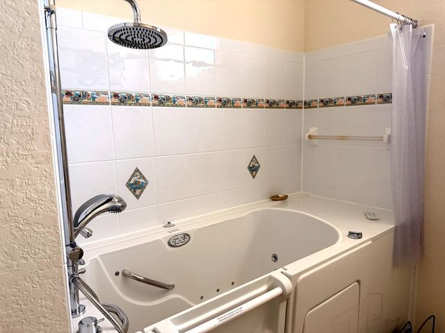 5508 Silver Oak Drive, Fort Pierce, FL 34982