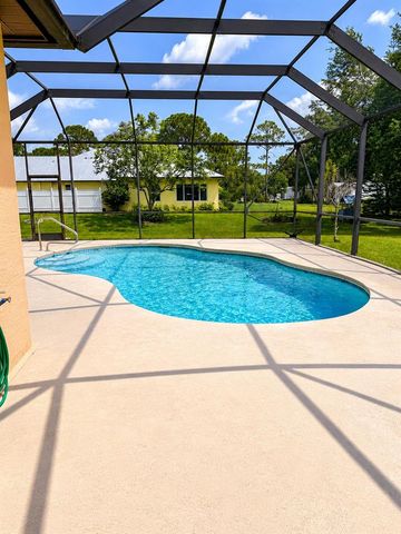 5508 Silver Oak Drive, Fort Pierce, FL 34982