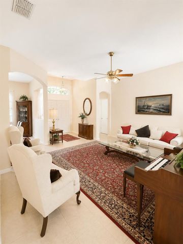 5508 Silver Oak Drive, Fort Pierce, FL 34982