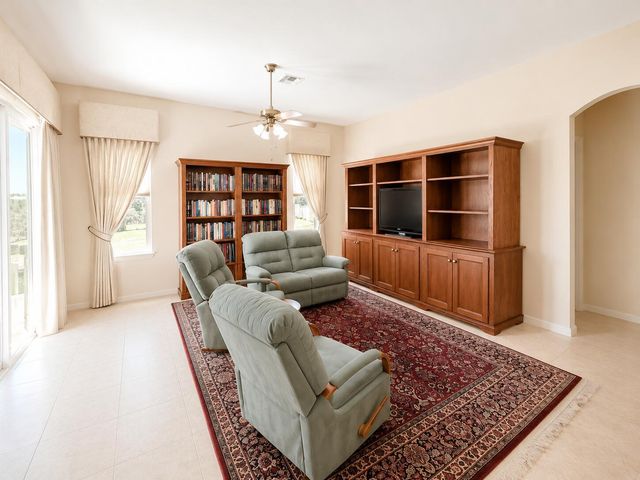 5508 Silver Oak Drive, Fort Pierce, FL 34982