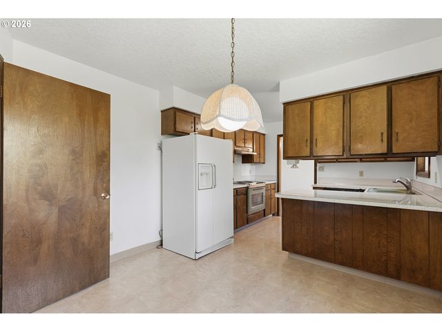 7511 Nw 15TH Ave, Vancouver, WA 98665