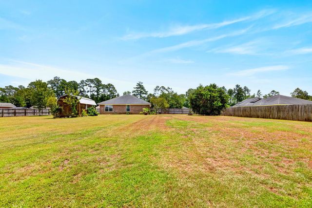 52 Pine View Drive SE, Ludowici, GA 31316