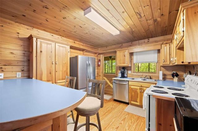 486 Laurel Circle, Dahlonega, GA 30533