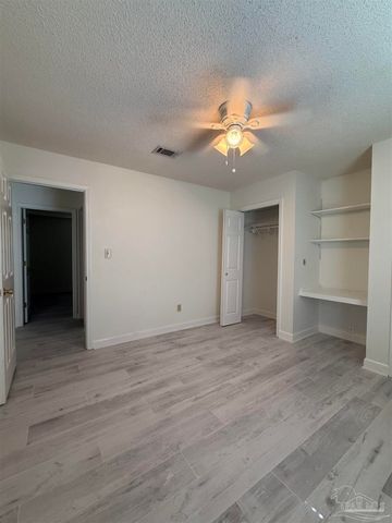 3521 Sweet Bay Dr, Pace, FL 32571