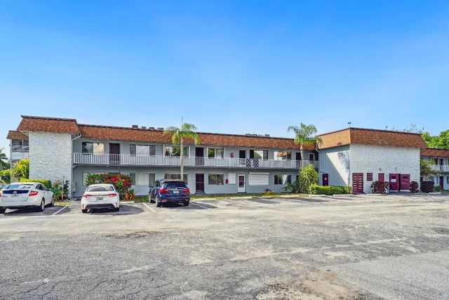 2878 Donnelly Drive 106, Lake Worth, FL 33462